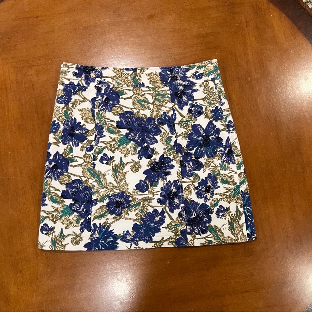 Brooks Brothers Red Fleece Straight Fit Floral Mini Skirt 10 Button Detail Blue - Picture 3 of 16